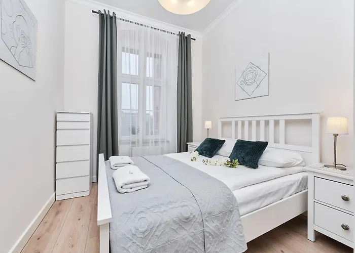 City Center Railway Station Apartment Pilsudskiego By Noclegi Renters